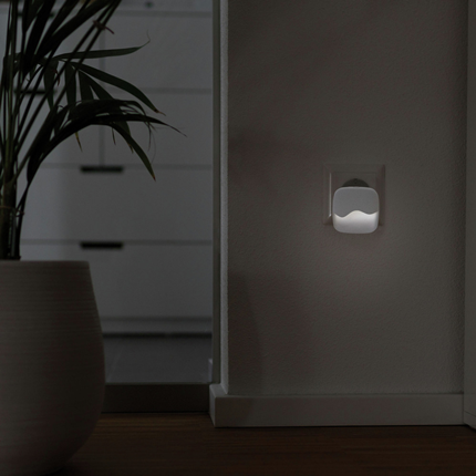 Afbeelding vergroten Scanpart Nachtlamp met lichtsensor