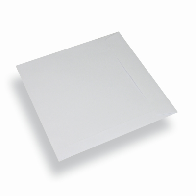 Farbiger Papierumschlag Quadratisch Weiss